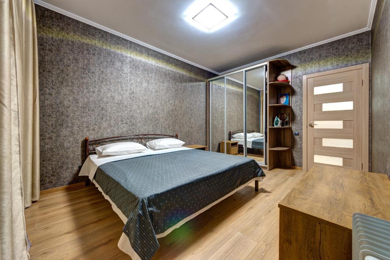 Apartments Near Ukraina Shopping Mall Kiev Exterior foto